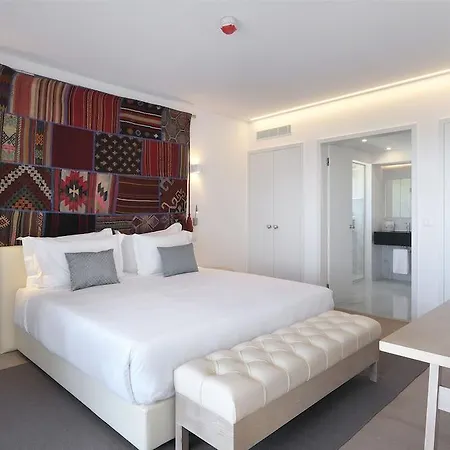 Evolutee Hotel