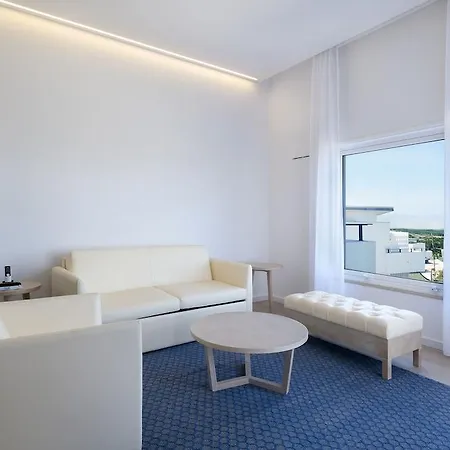 Evolutee Hotel Óbidos