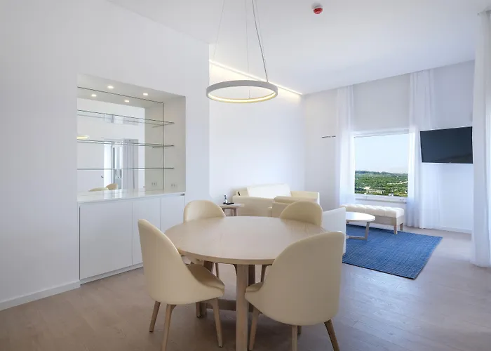 Evolutee Szálloda 5*